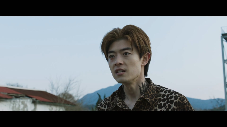 uump4.cc_[鲨鱼：起点][HD-MP4/2.6GB][韩语中字][1080P]